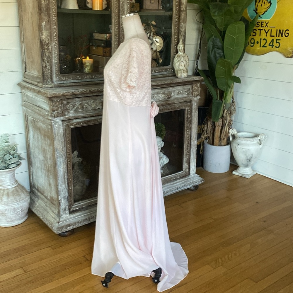 LANZ OF SALSBURG VINTAGE BRIDESMAIDS DRESS WITH DETACHABLE TRAIN PALE PINK 14 - Picture 4 of 9
